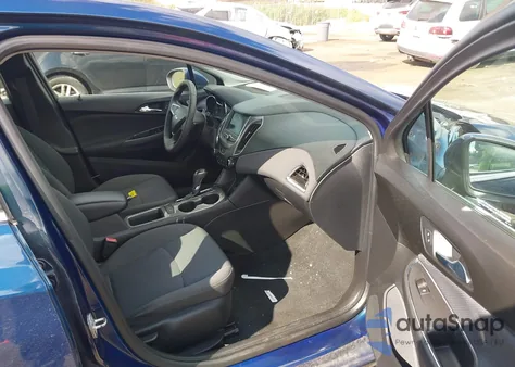 2019 Chevrolet Cruze Lt from USA, damaged, VIN 1G1BE5SM9K7136752